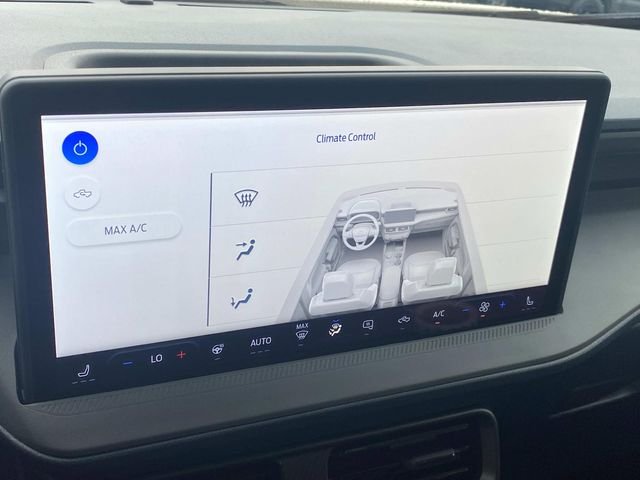 New 2025 Beige Ford XLT image 22