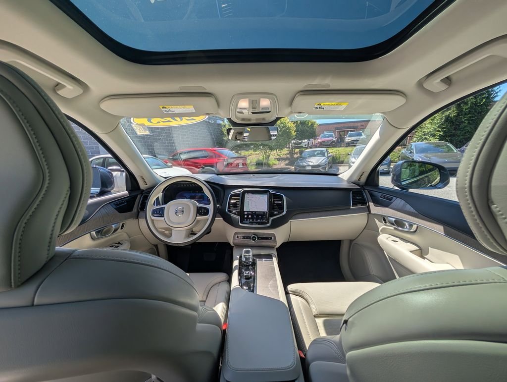 Certified Used 2023 Blue Volvo Ultimate image 11