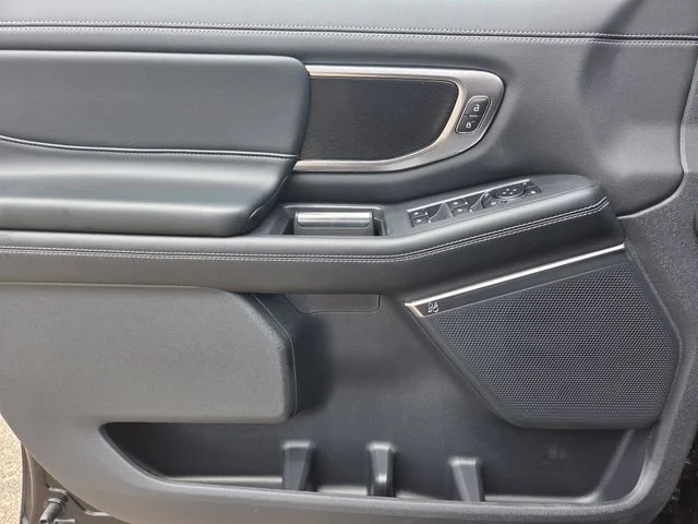 New 2026 Agate Black Metallic Ford Platinum® image 15