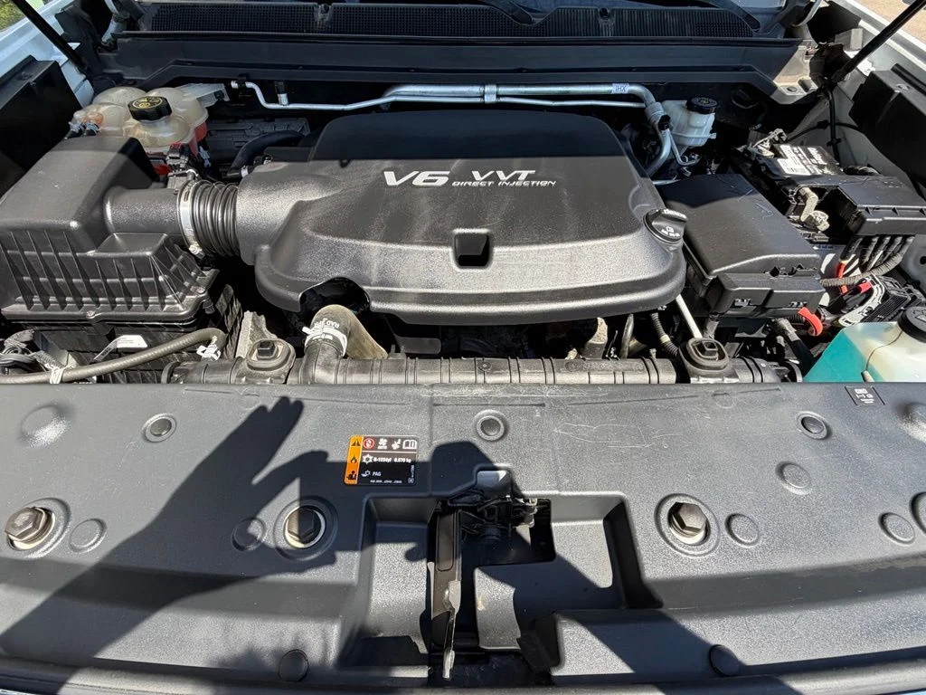 Used 2018 White GMC Denali image 7