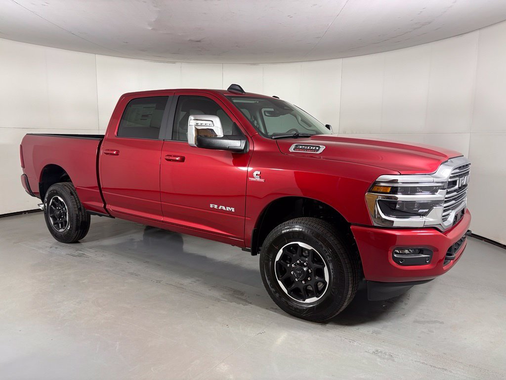 New 2027 Molten Red Pearl-Coat Exterior Paint RAM Laramie image 9
