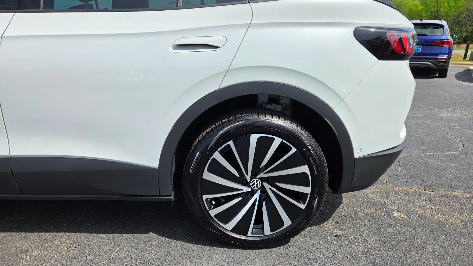 New 2026 Opal White Pearl Volkswagen Pro image 14