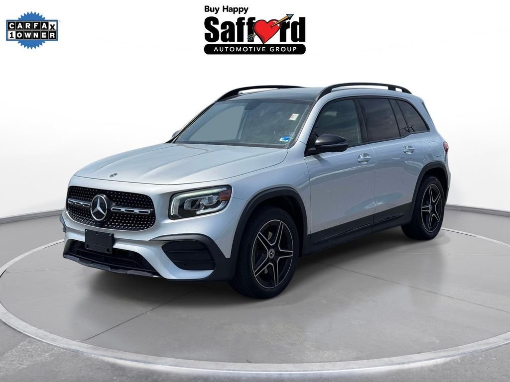 Used 2020 Gray Mercedes-Benz GLB 250 image 1