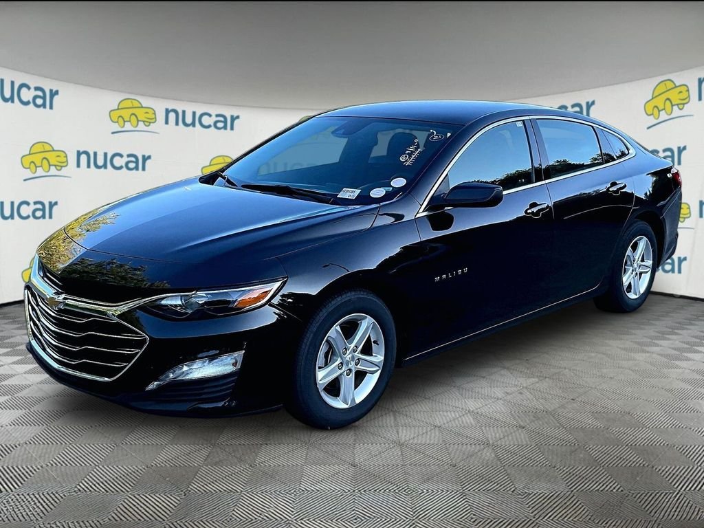 Used 2024 Black Chevrolet LT image 3