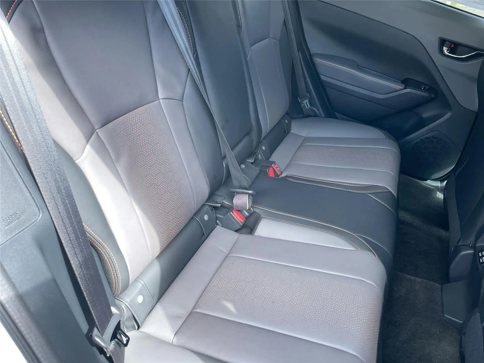 New 2026 CRYSTAL WHITE PEARL Subaru Limited image 17
