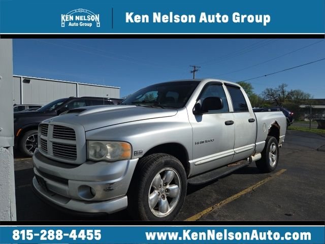 2004 Dodge Ram 1500 Pickup SLT