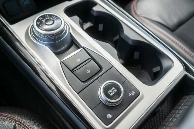 Used 2022 Black Ford ST-Line image 32