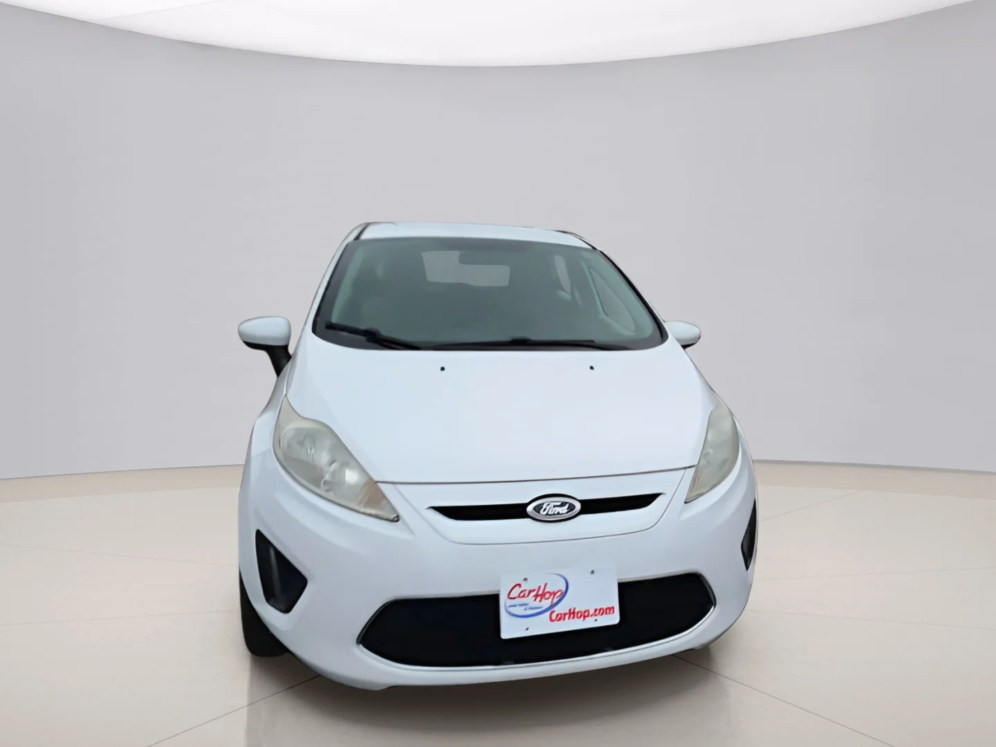 Used 2011 White Ford SE image 4