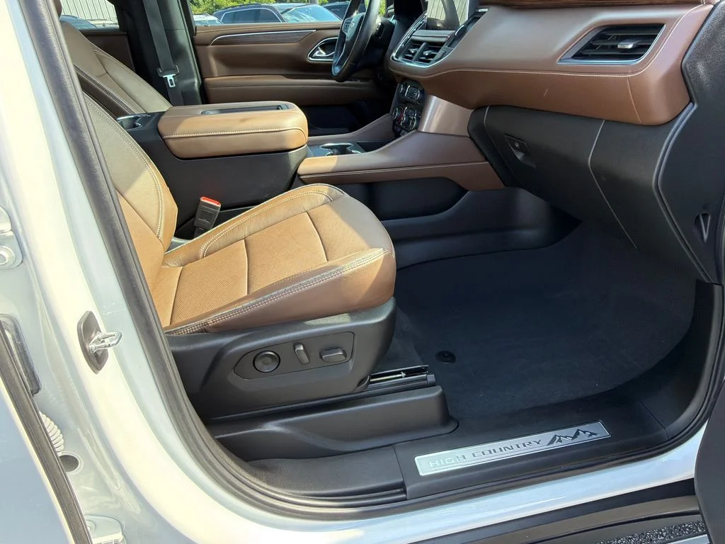 Used 2024 Beige Chevrolet High Country image 13