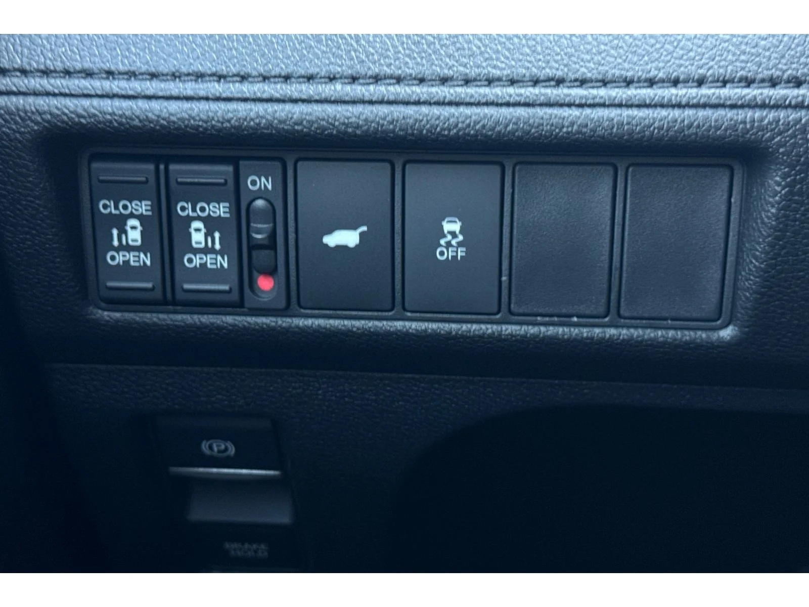 Used 2026 Modern Steel Metallic Honda EX-L image 30