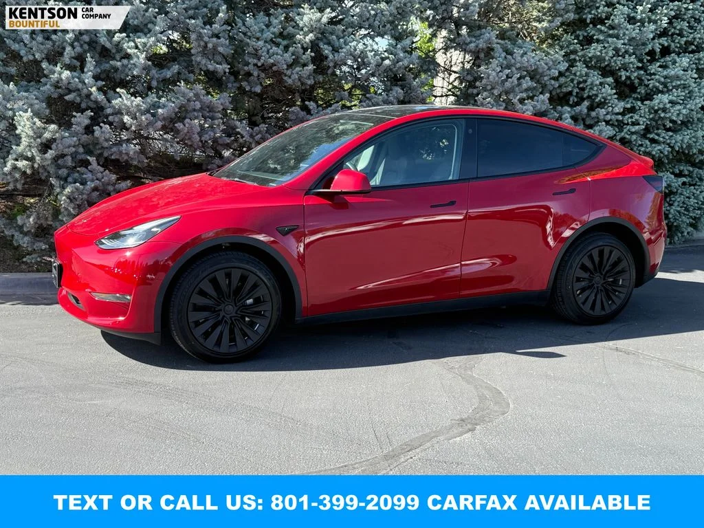 2023 Tesla Model Y Long Range Dual Motor All-Wheel Drive's photo