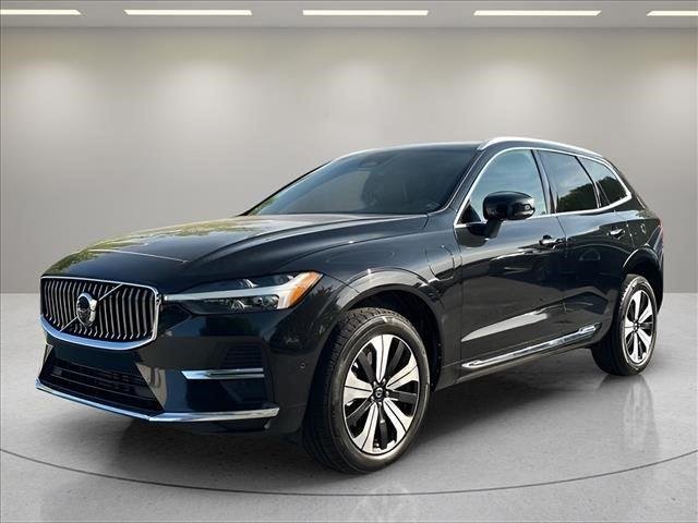 2023 Volvo XC60 Recharge Plug-In Hybrid Plus Bright Theme