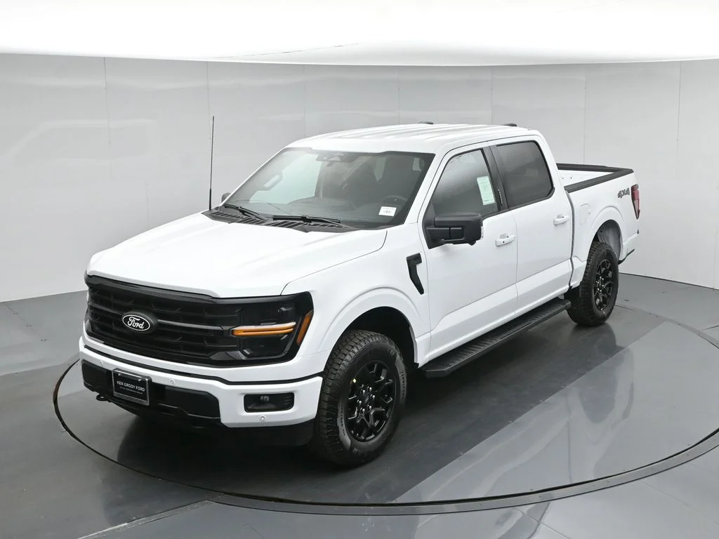 New 2026 White Ford XLT image 38