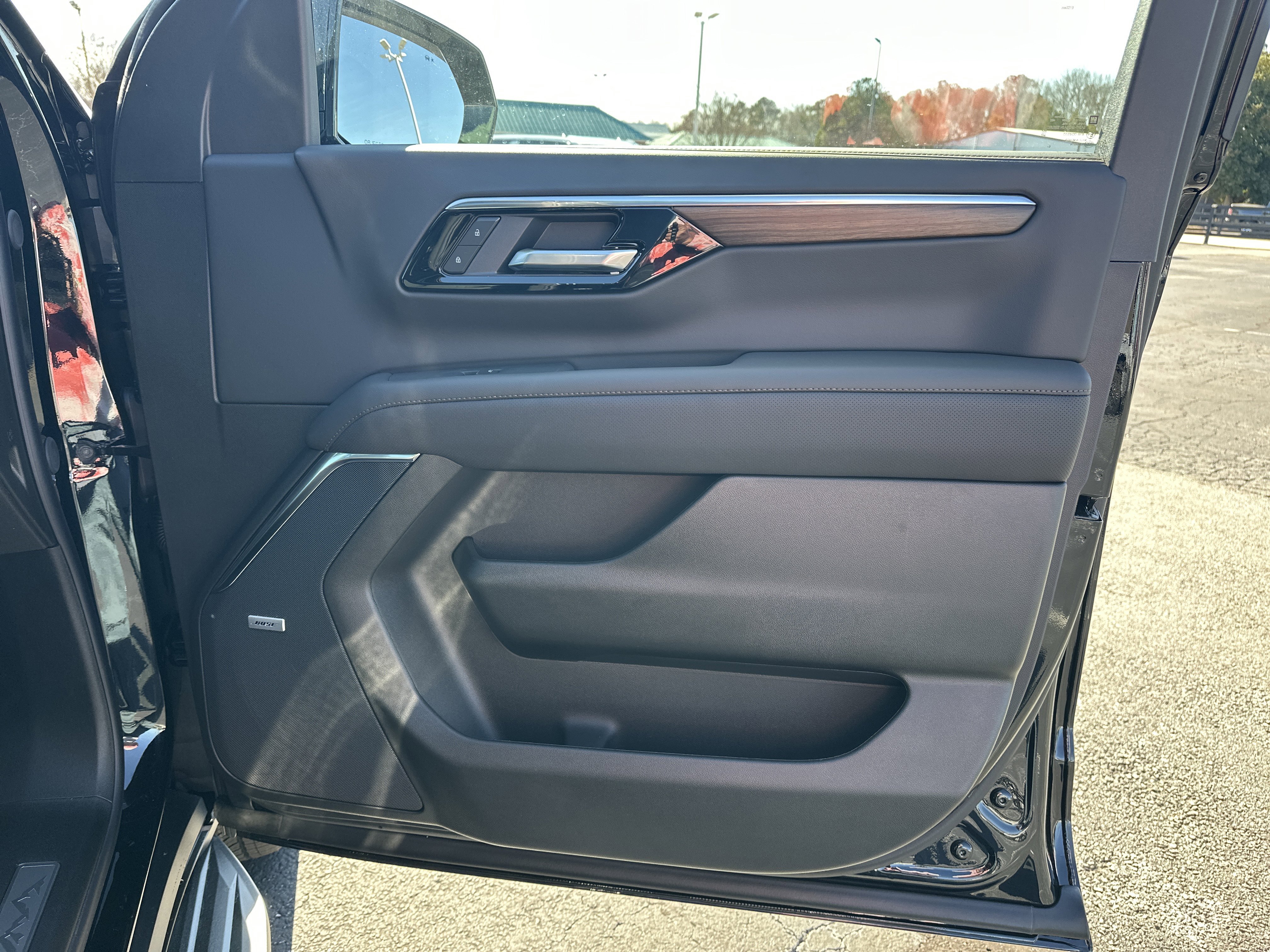 2026 Chevrolet Suburban High Country - Photo 15