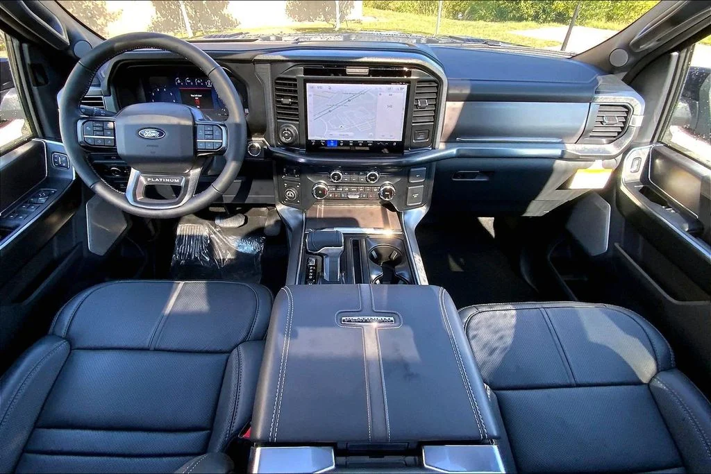 New 2026 Blue Ford Platinum image 5