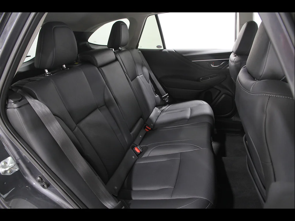 Used 2024 Magnetite Gray Metallic Subaru Limited image 18