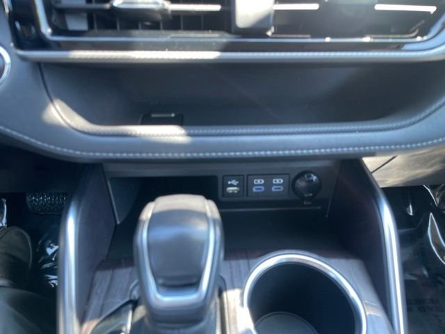 Used 2022 Gray Toyota Platinum image 23