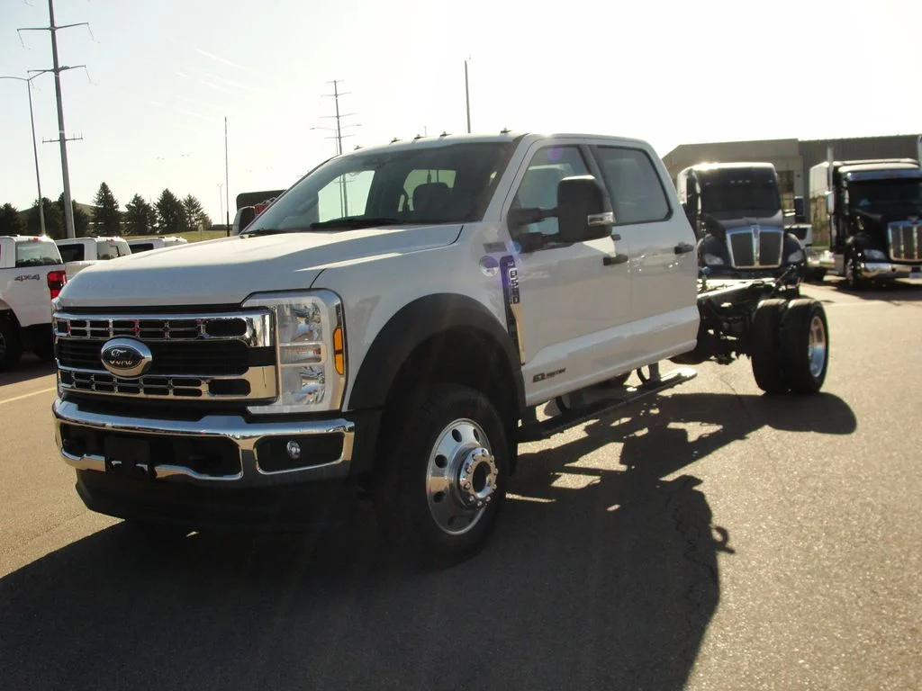 2026 Ford F-550 XLT 4x4 Crew Cab 203-In DRW's photo