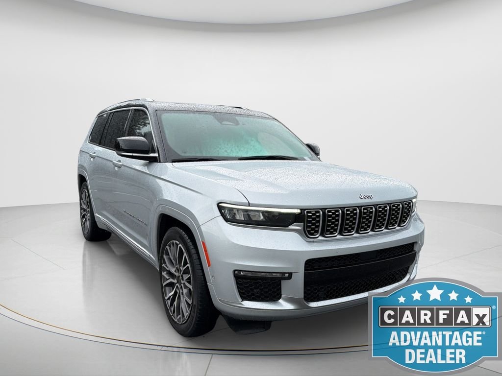 Used 2021 Silver Jeep Summit image 4