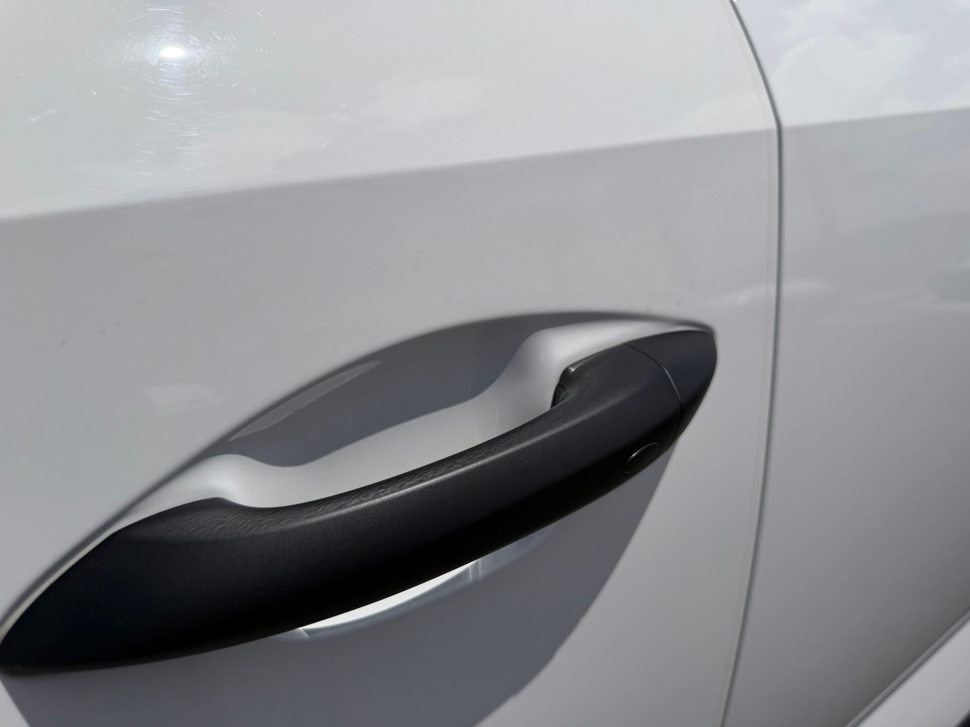 Certified Used 2025 White Hyundai SEL image 17