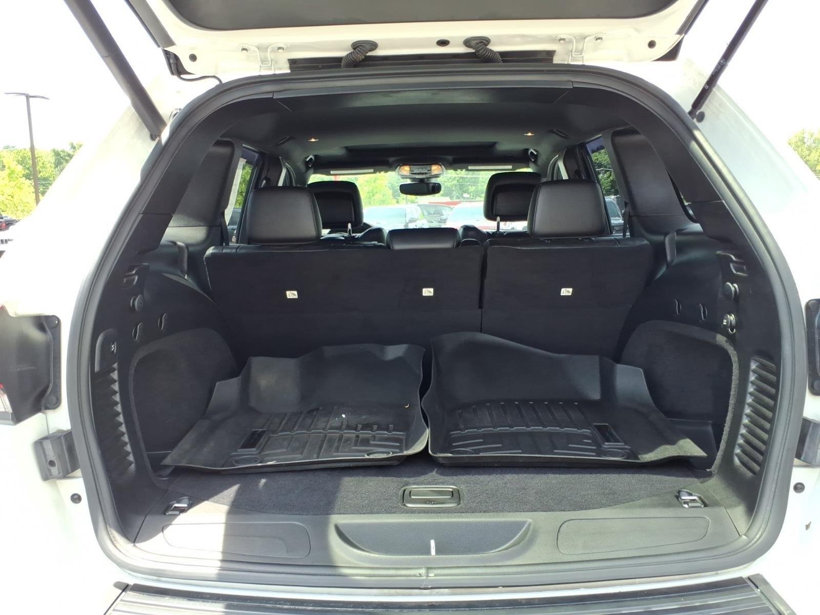 Used 2020 Bright White Clearcoat Jeep Limited X image 32