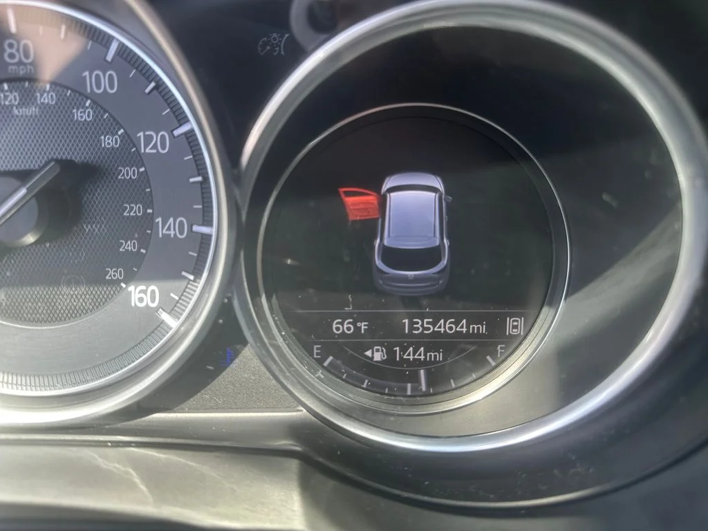 Used 2017 White Mazda Grand Touring image 12