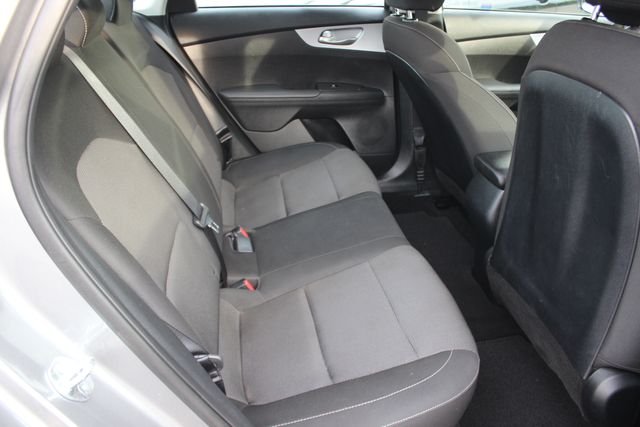 Used 2024 Gray Kia LXS image 27