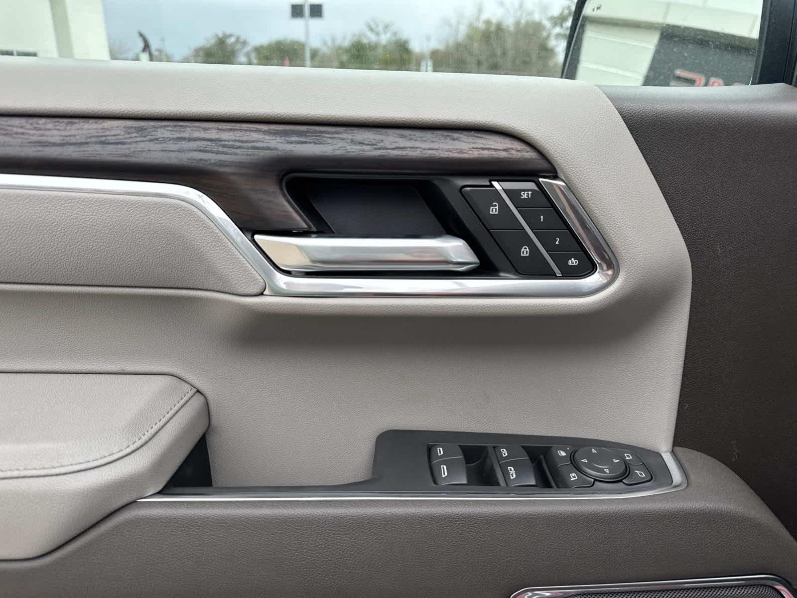 2026 GMC Sierra 1500 SLT - Photo 11