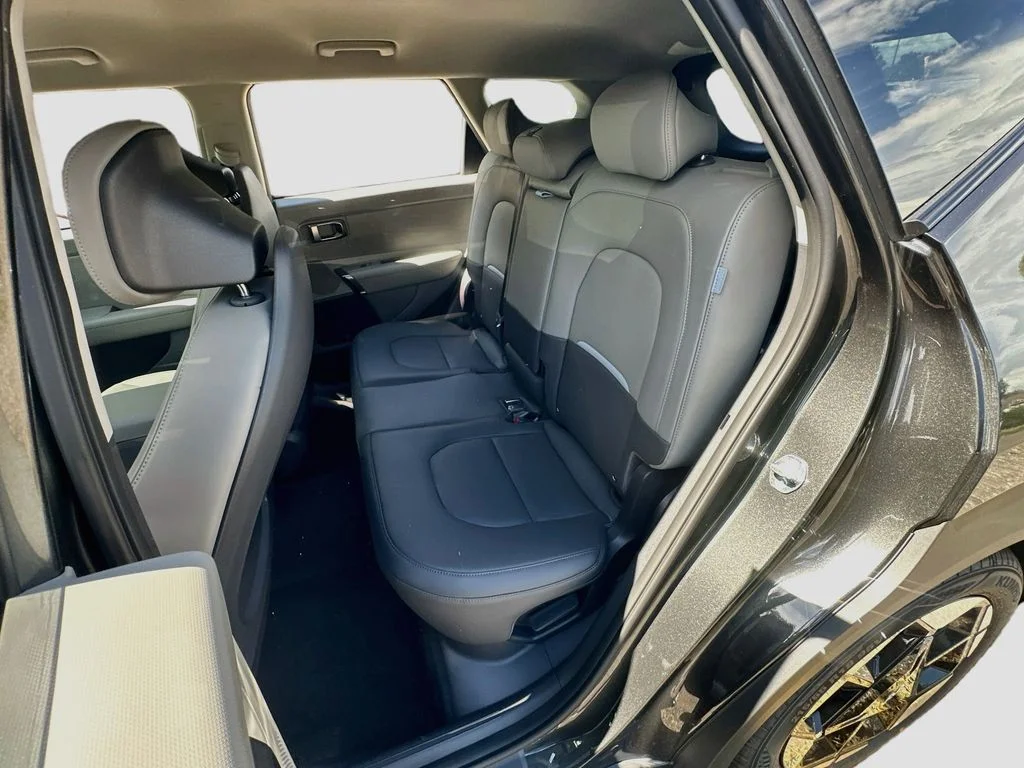 New 2027 Interstellar Gray Kia EX image 23