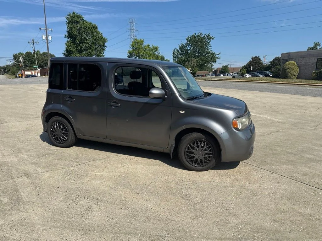 Used 2013 Gray Nissan 1.8 S image 8