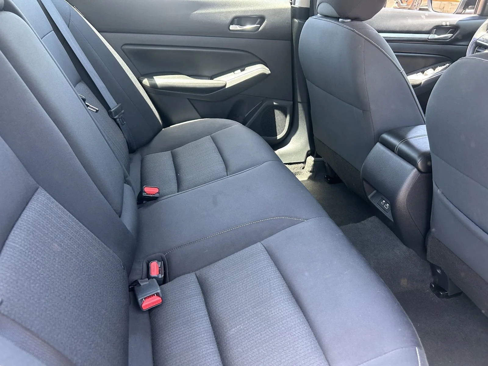 2022 Nissan Altima SV - Photo 18