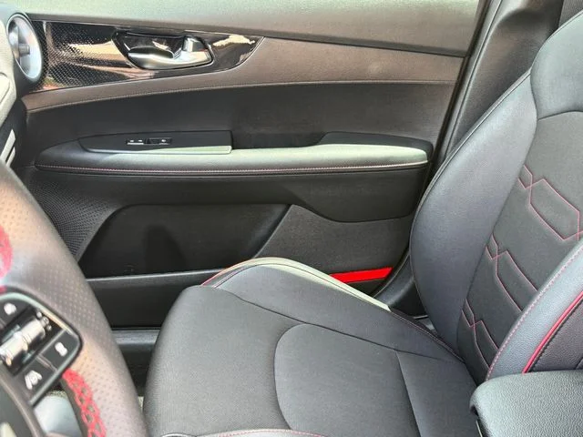 Used 2024 Snow White Pearl Kia GT image 10