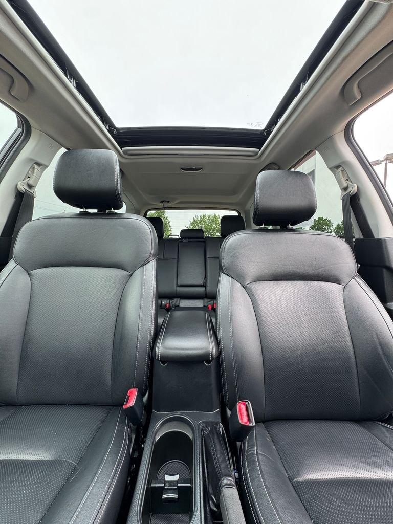 Used 2018 Crystal Black Silica Subaru 2.5i Limited image 21