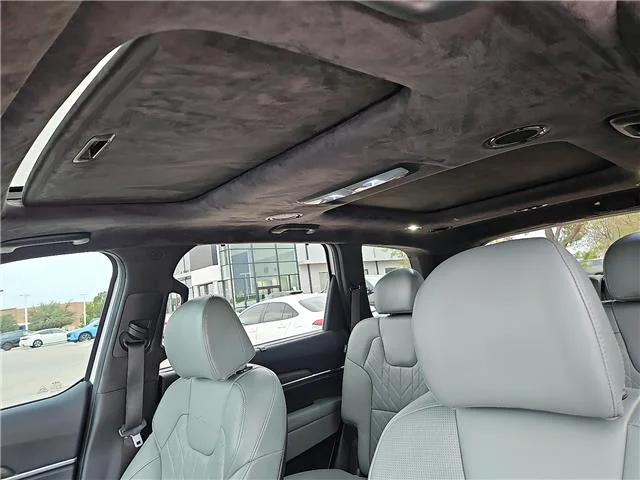 Used 2024 White KIA SX-Prestige X-Line All-Wheel Drive image 12