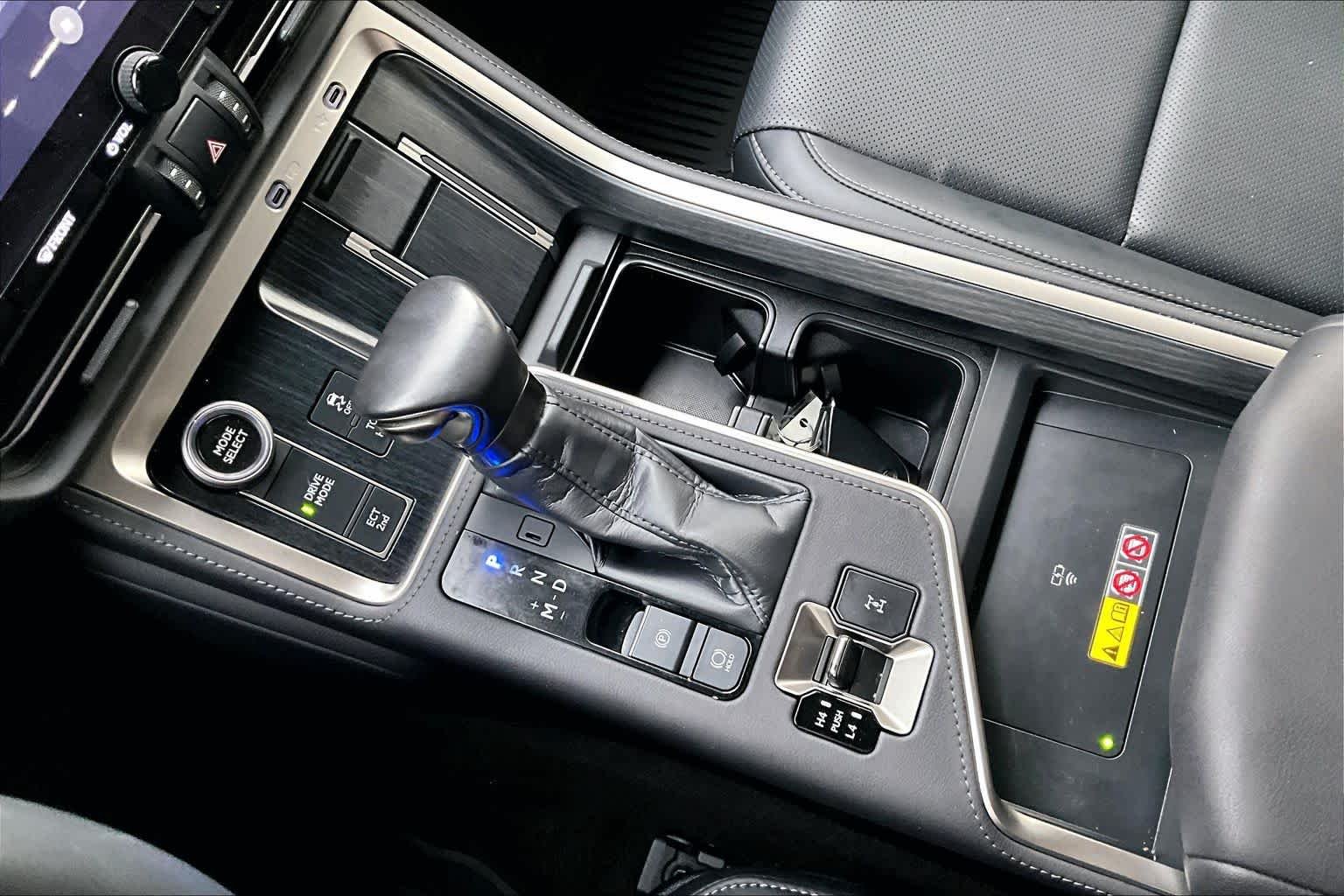 Used 2025 Nebula Gray Pearl Lexus Premium image 16