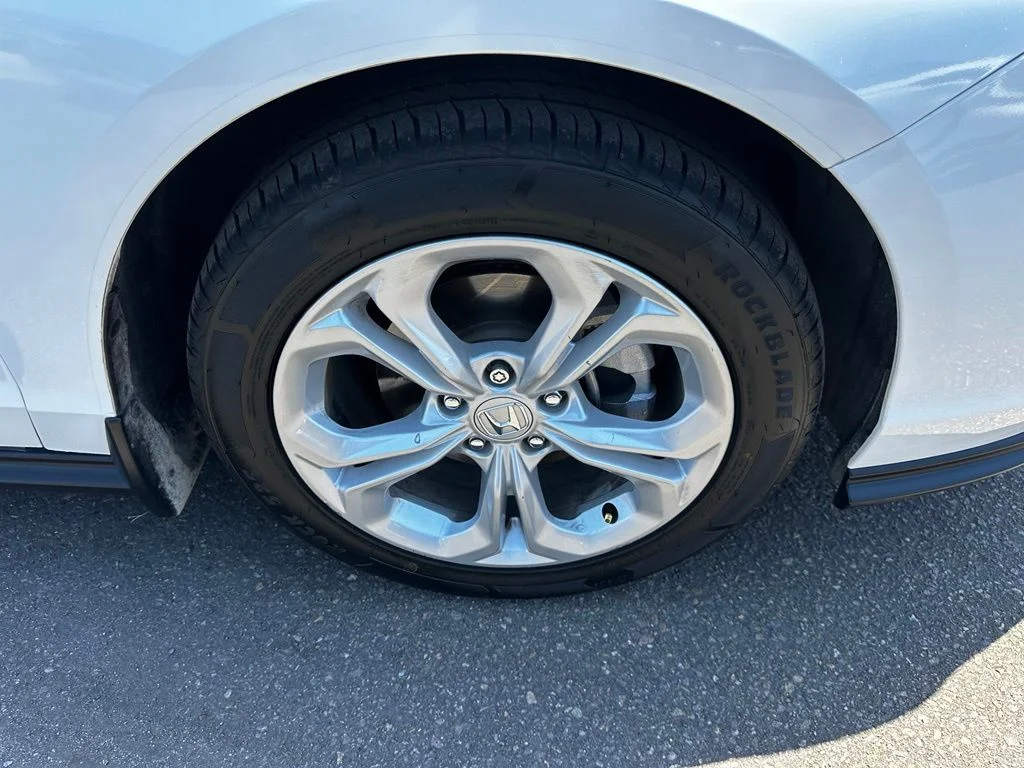 Used 2024  Honda LX image 13