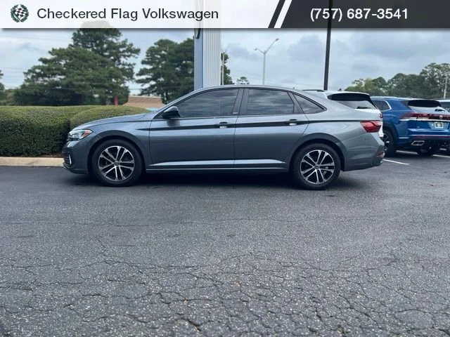 Used 2024 Platinum Gray Metallic Volkswagen 1.5T Sport image 4