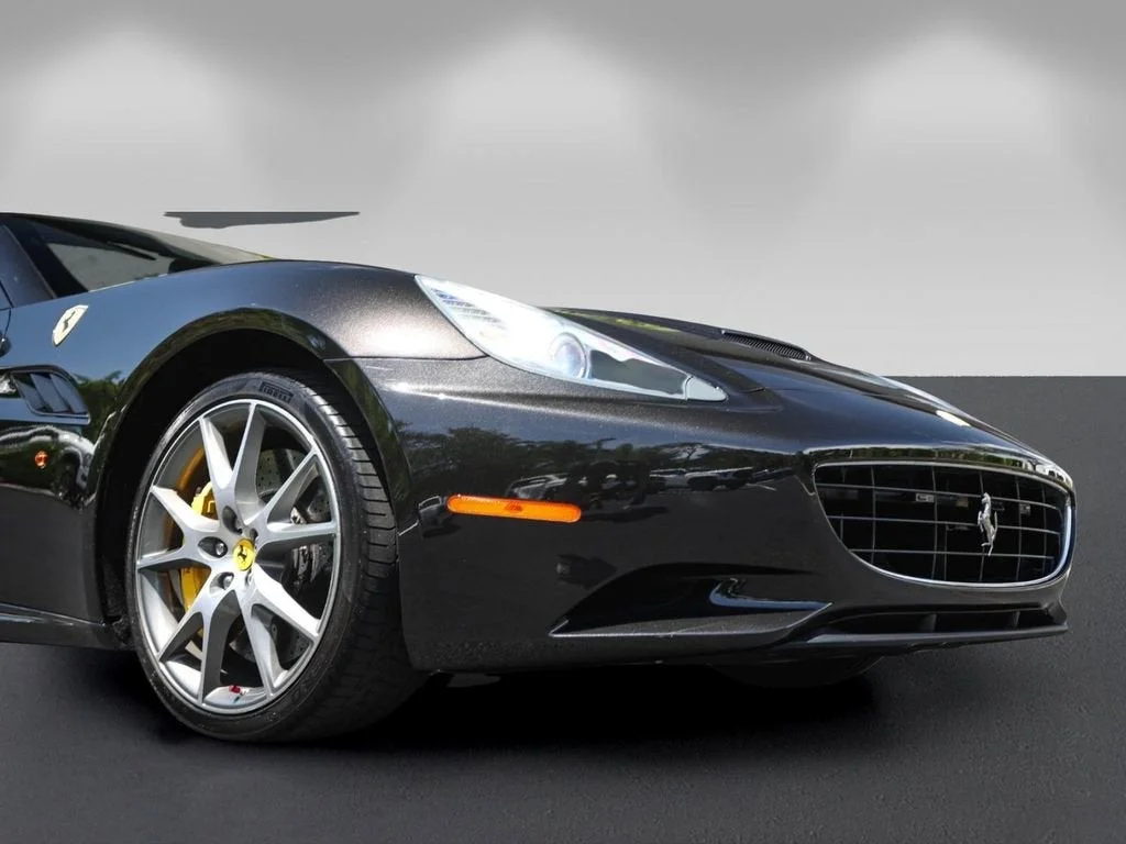 Used 2011 Nero Daytona Ferrari Base image 11