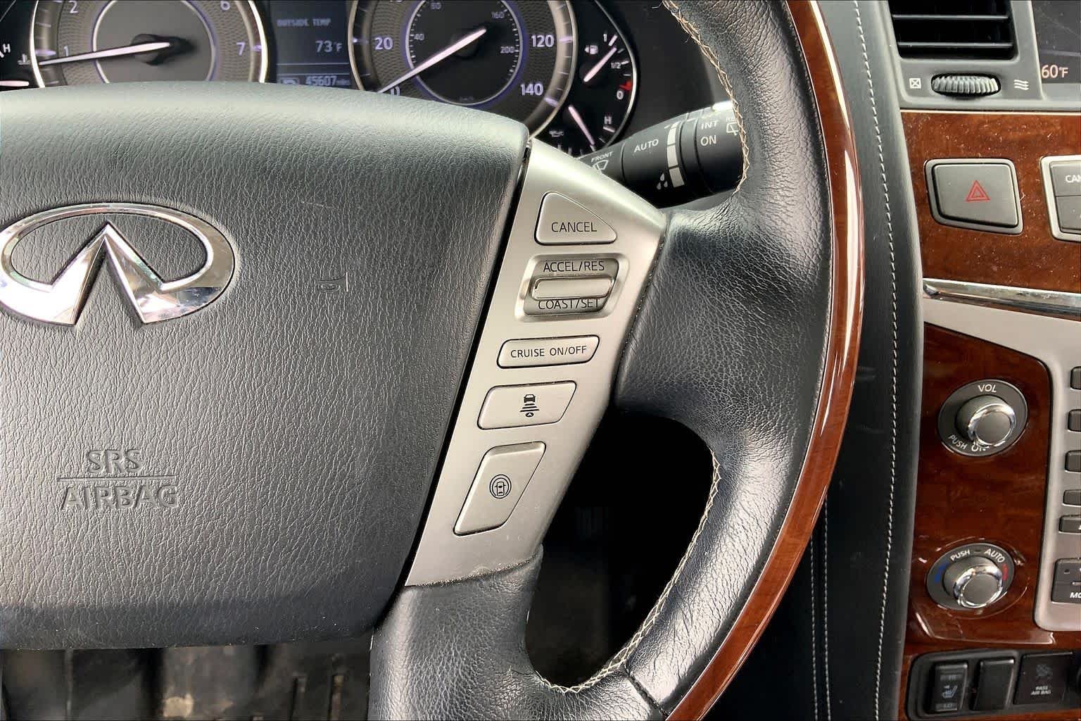 Used 2019 Liquid Platinum INFINITI LUXE image 25