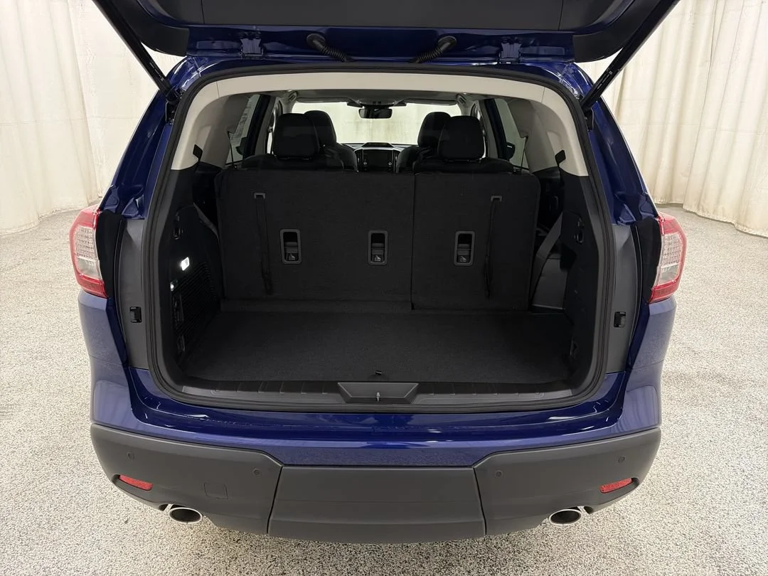 New 2026 Sapphire Blue Pearl Subaru Limited image 17