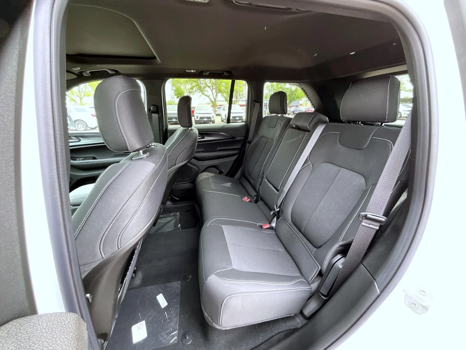 New 2026 White Jeep Laredo X image 12
