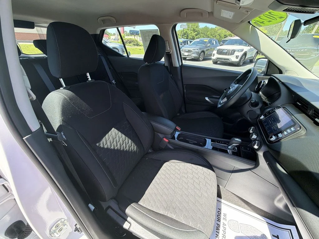 Used 2024 White Nissan SV image 28