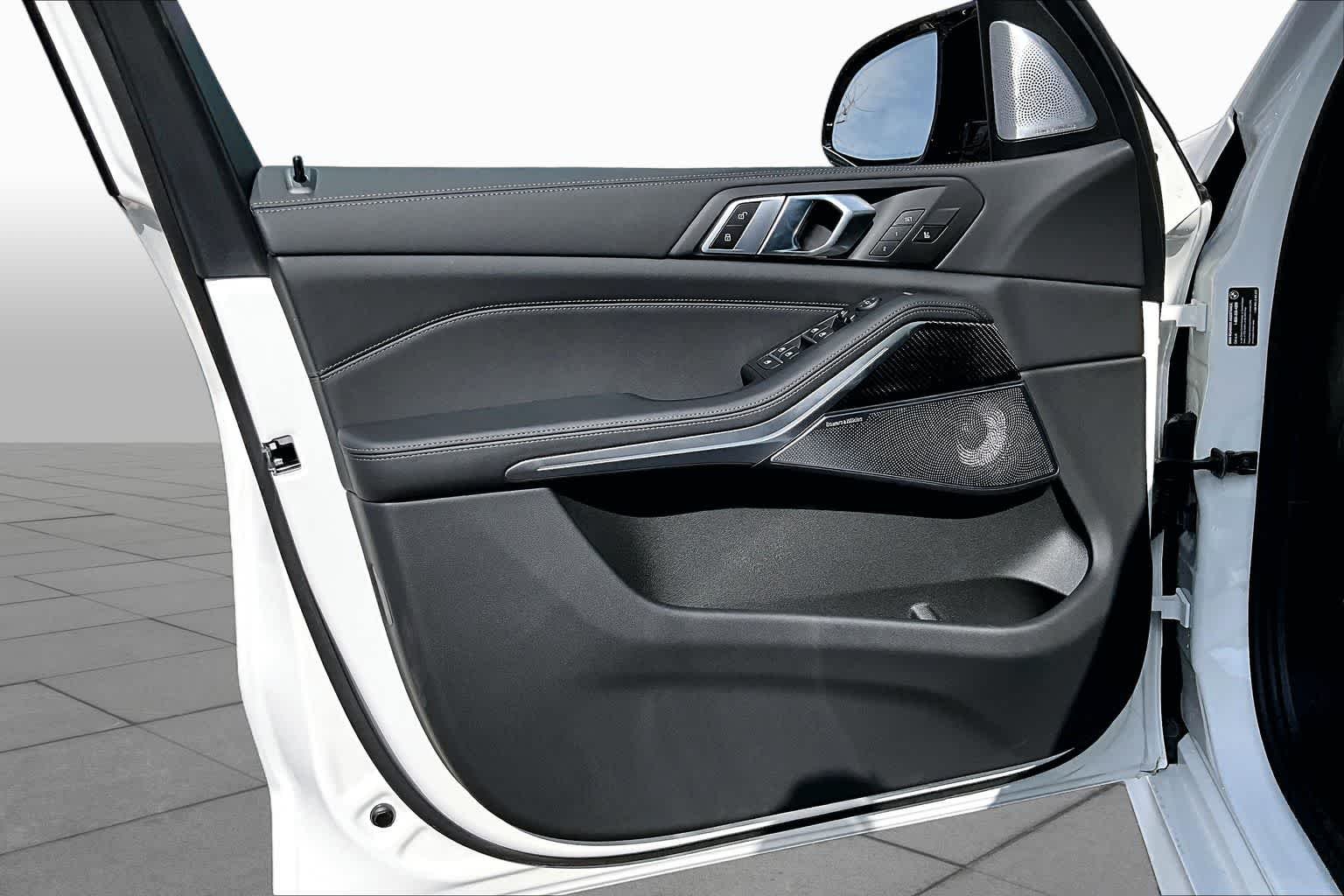 New 2026 Alpine White BMW M60i image 10