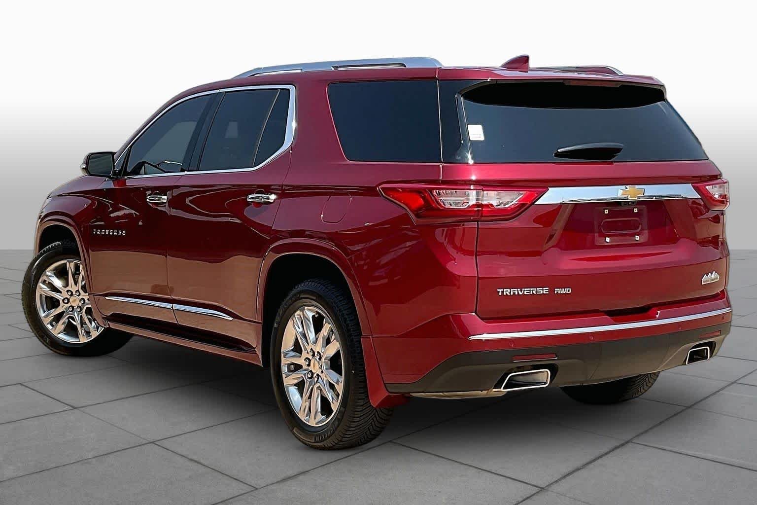 Used 2019 Cajun Red Tintcoat Chevrolet High Country image 12