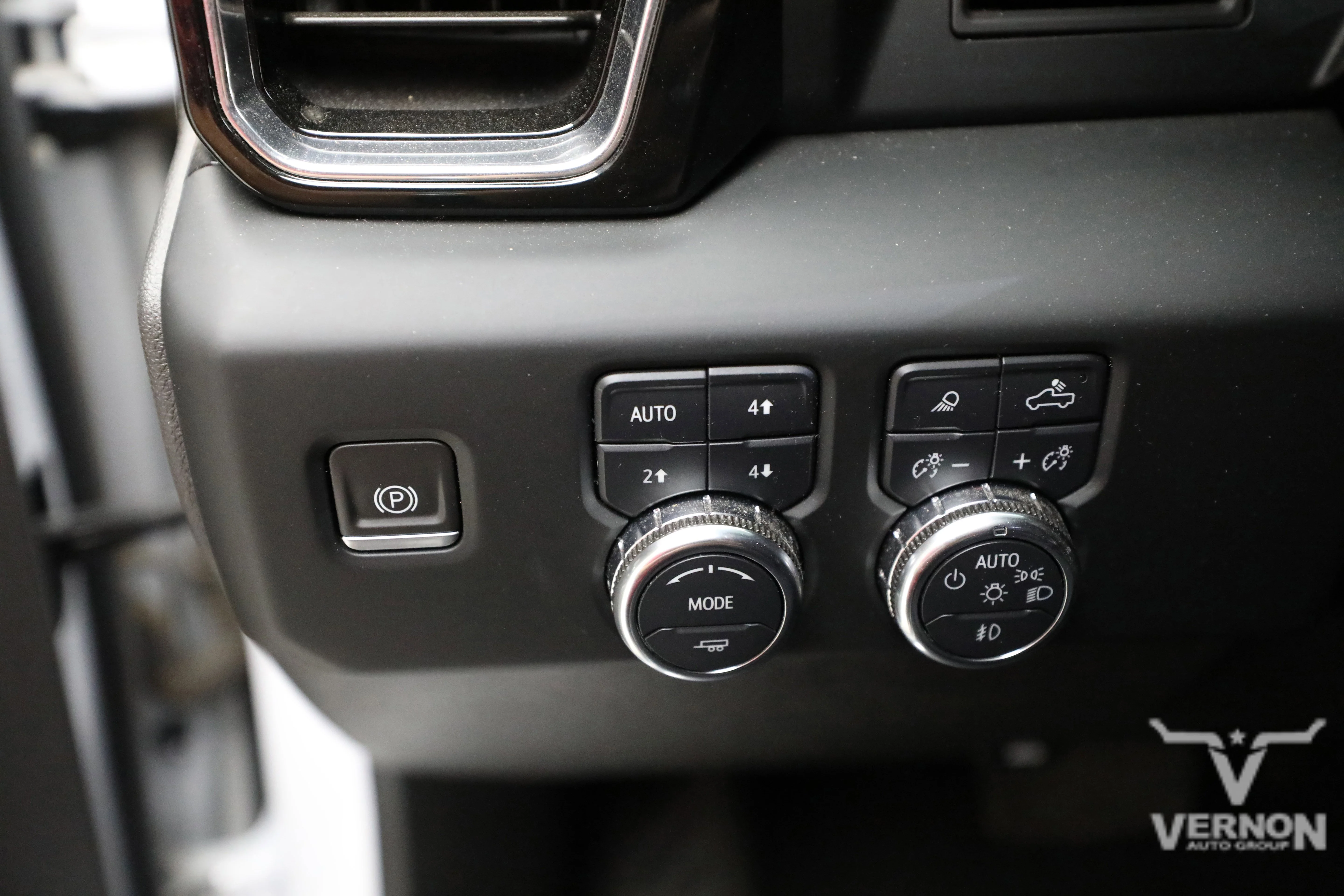 Pre-Owned 2024 GMC Sierra 1500 Denali Crew Cab 4x4