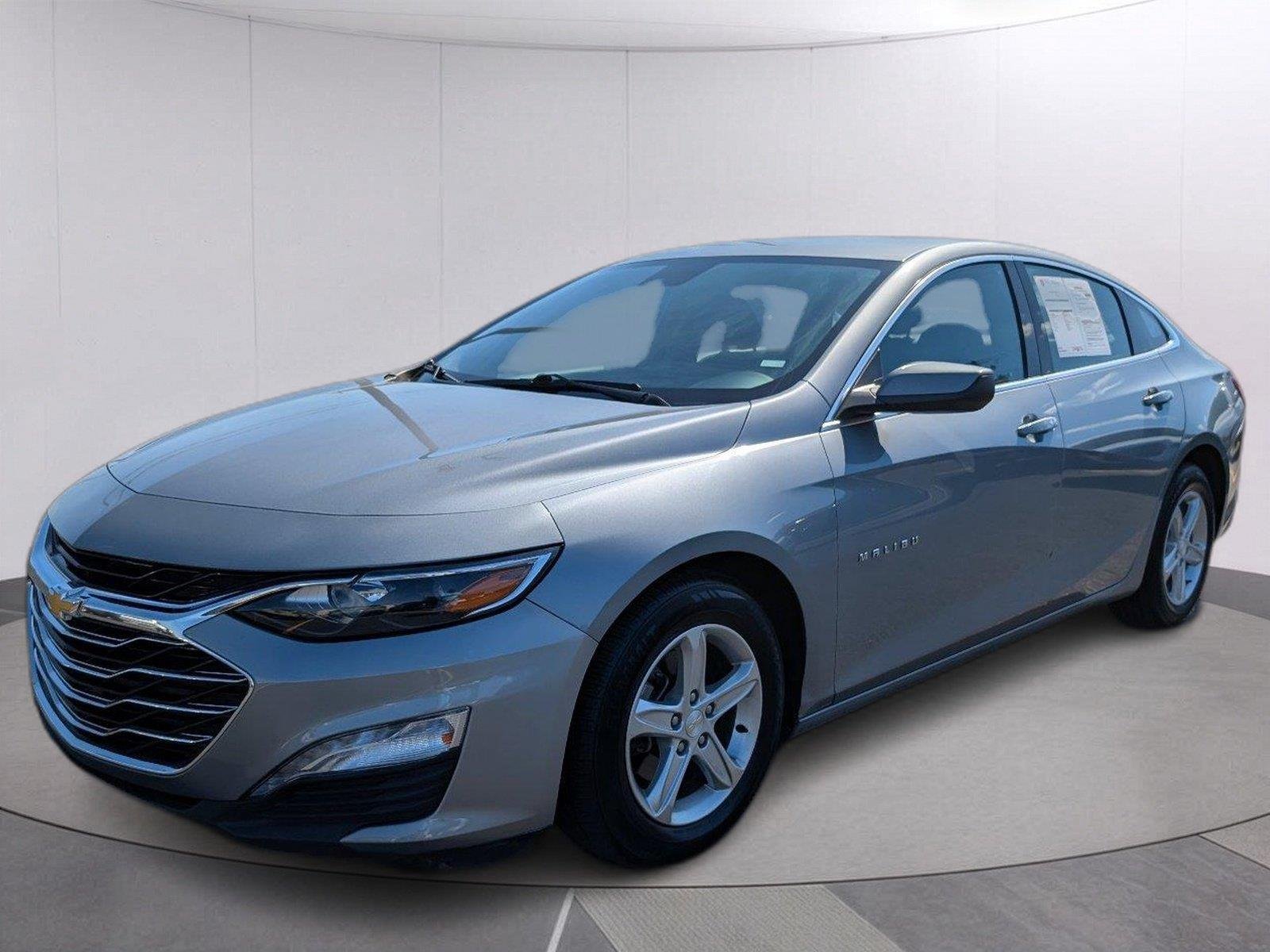 Used 2023 STERLING GRAY METALLIC Chevrolet LT image 1