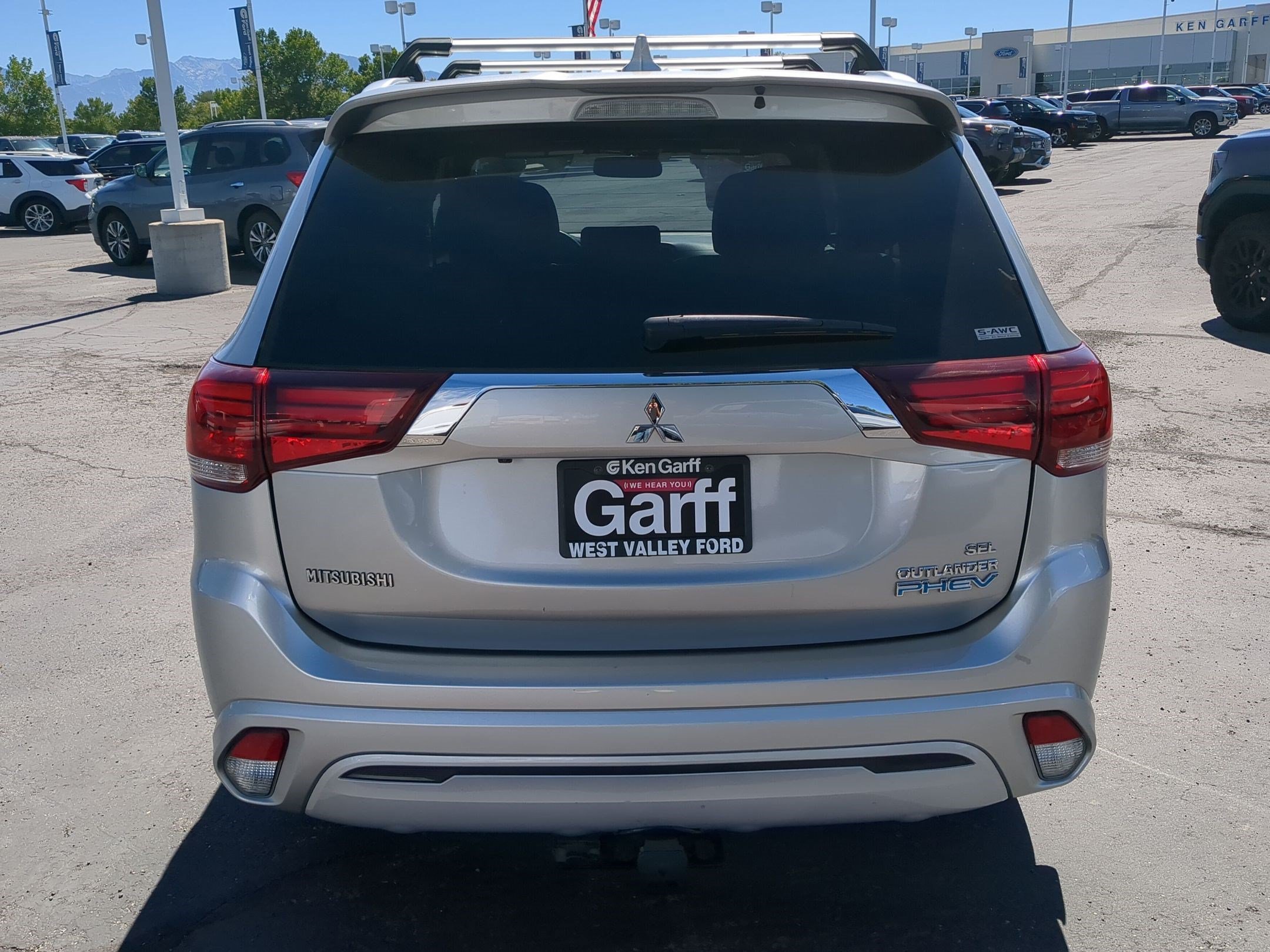 Used 2019 Alloy Silver Metallic Mitsubishi SEL image 4