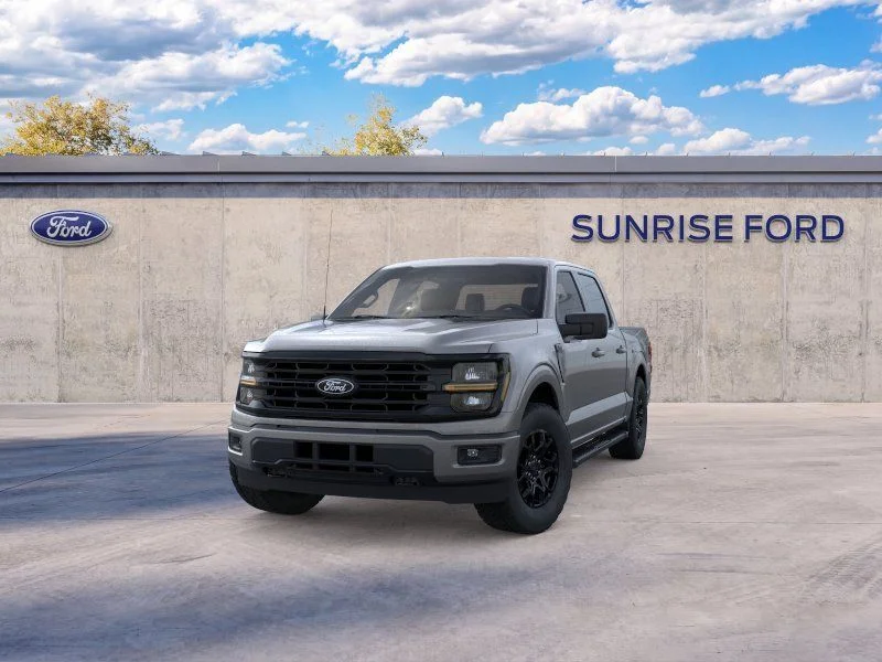 New 2026 Carbonized Gray Metallic Ford XLT image 2