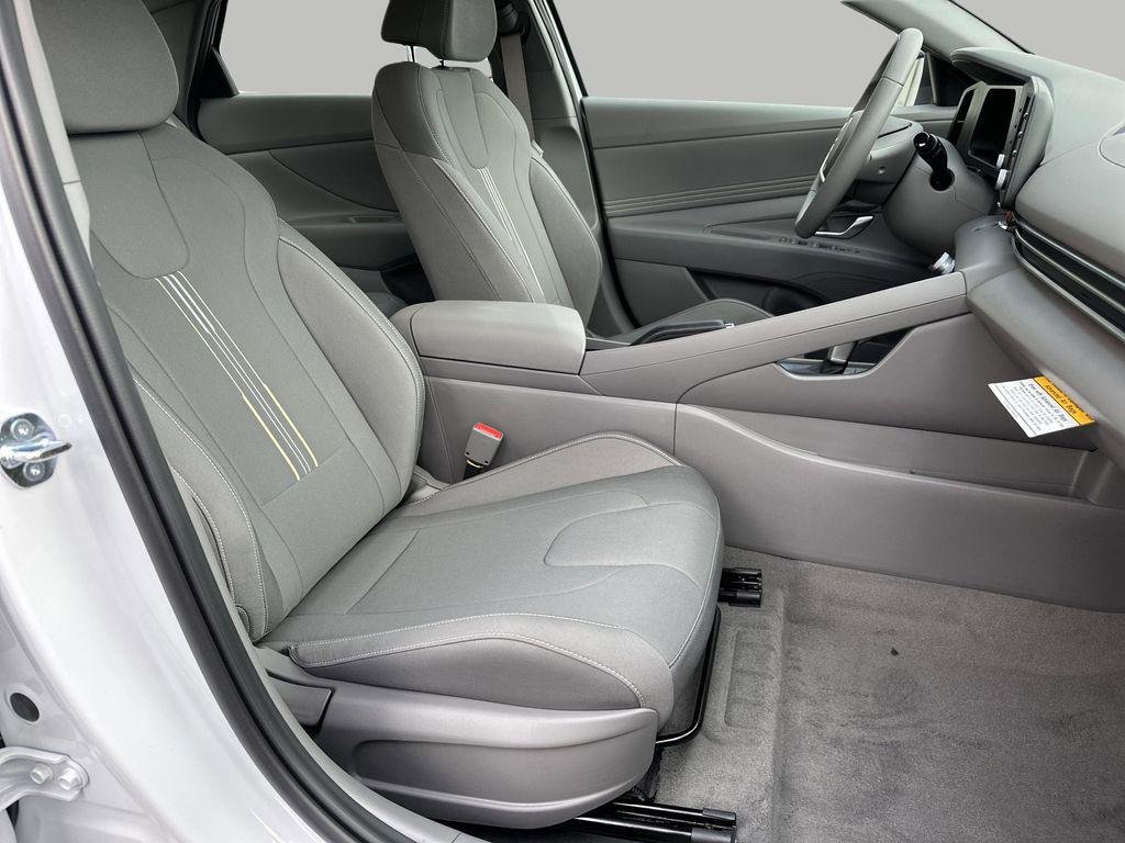 New 2026 Serenity White Hyundai SEL Sport image 24