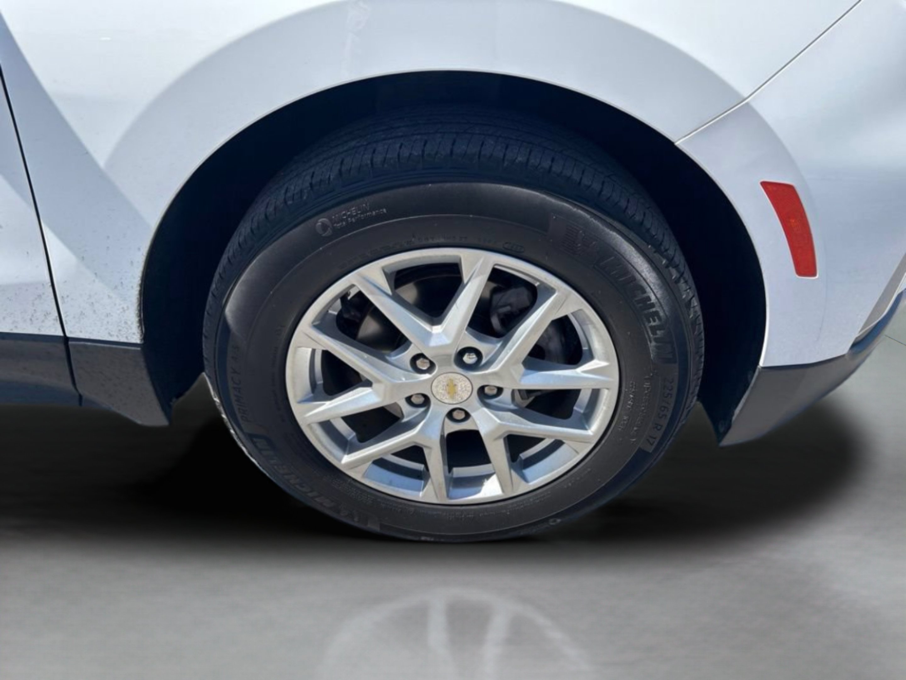 Used 2022 Summit White Chevrolet LT image 35